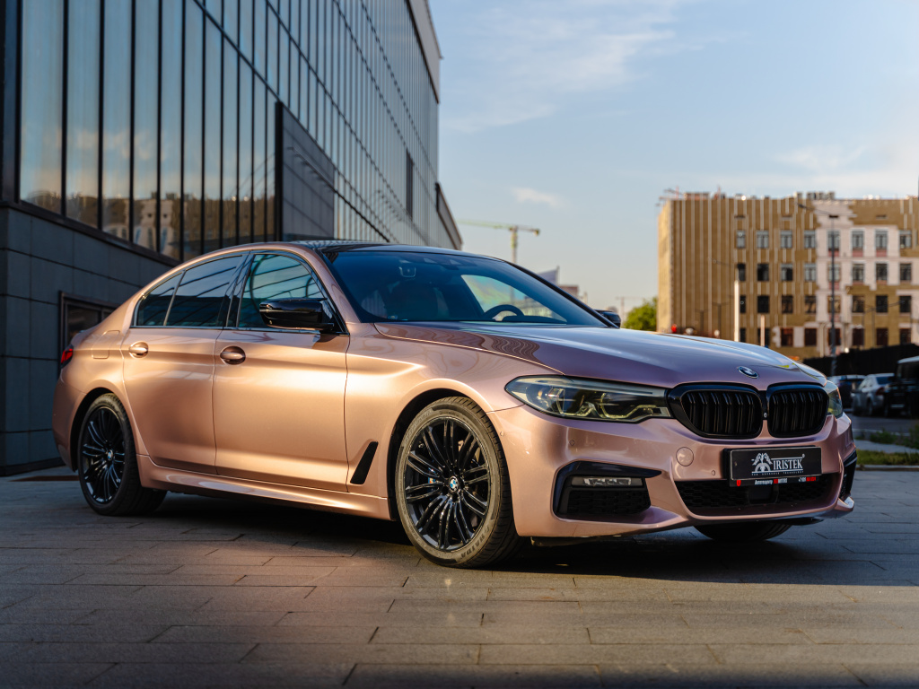 UC2012, IRISTEK PPF Colors Glossy Metallic Pink Morning Glory — BMW G30
