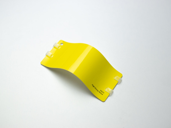 Виниловая плёнка High Glossy Yellow (блестящий желтый), HGC0, 1,52×17,5 м